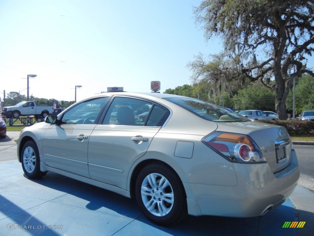 2010 Altima 2.5 SL - Sonoran Sand / Blond photo #3