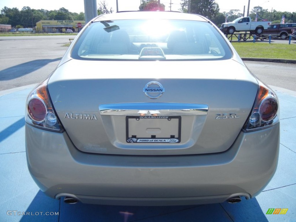 2010 Altima 2.5 SL - Sonoran Sand / Blond photo #4