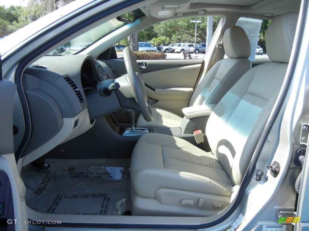 2010 Altima 2.5 SL - Sonoran Sand / Blond photo #13