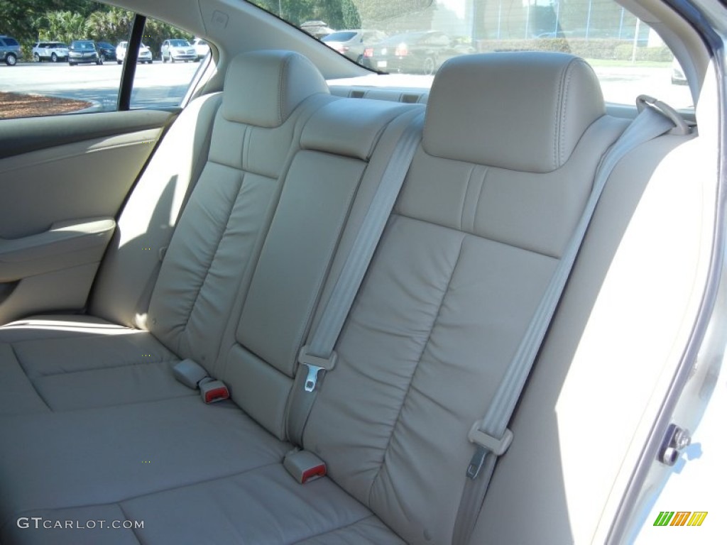 2010 Altima 2.5 SL - Sonoran Sand / Blond photo #17