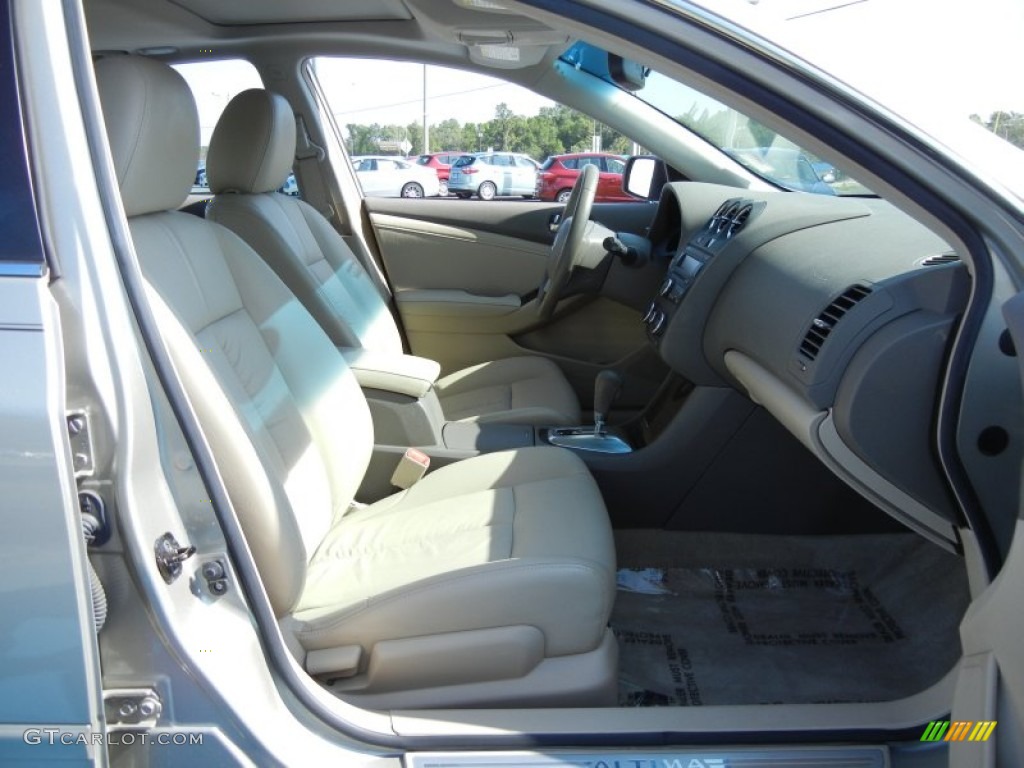 2010 Altima 2.5 SL - Sonoran Sand / Blond photo #18