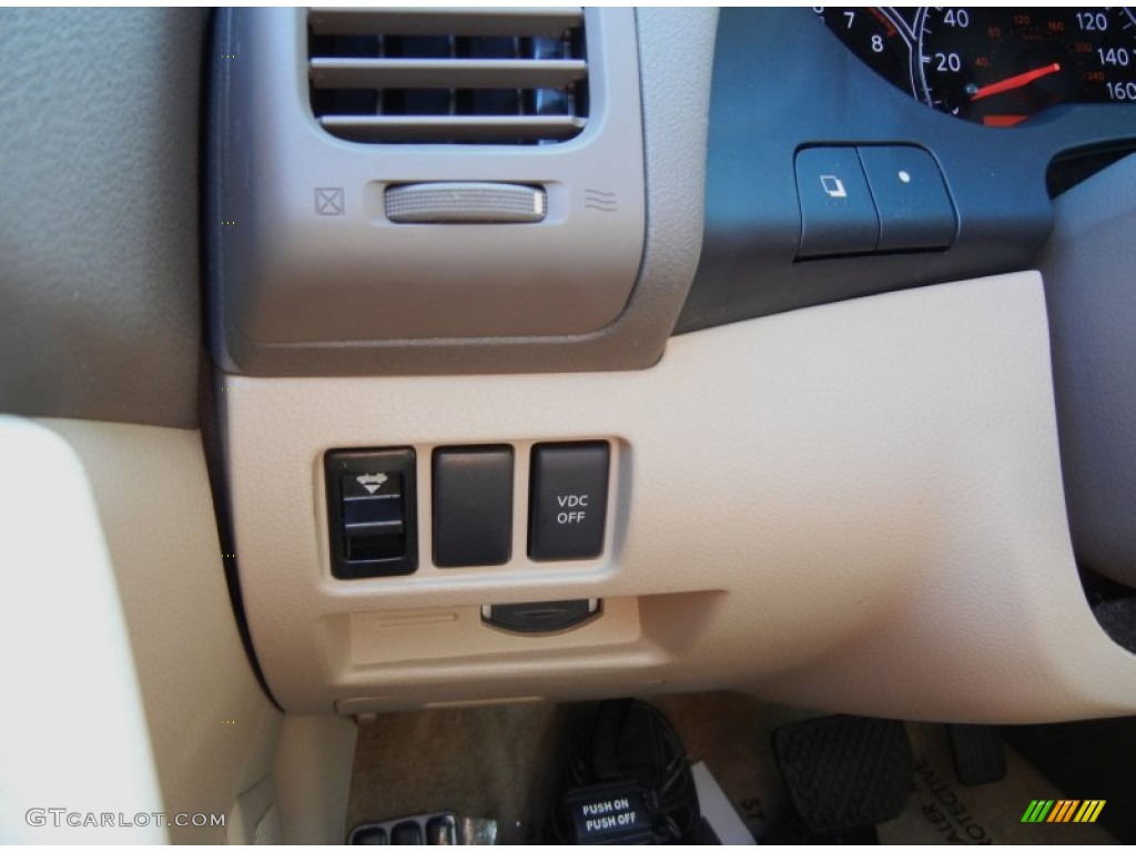 2010 Altima 2.5 SL - Sonoran Sand / Blond photo #26