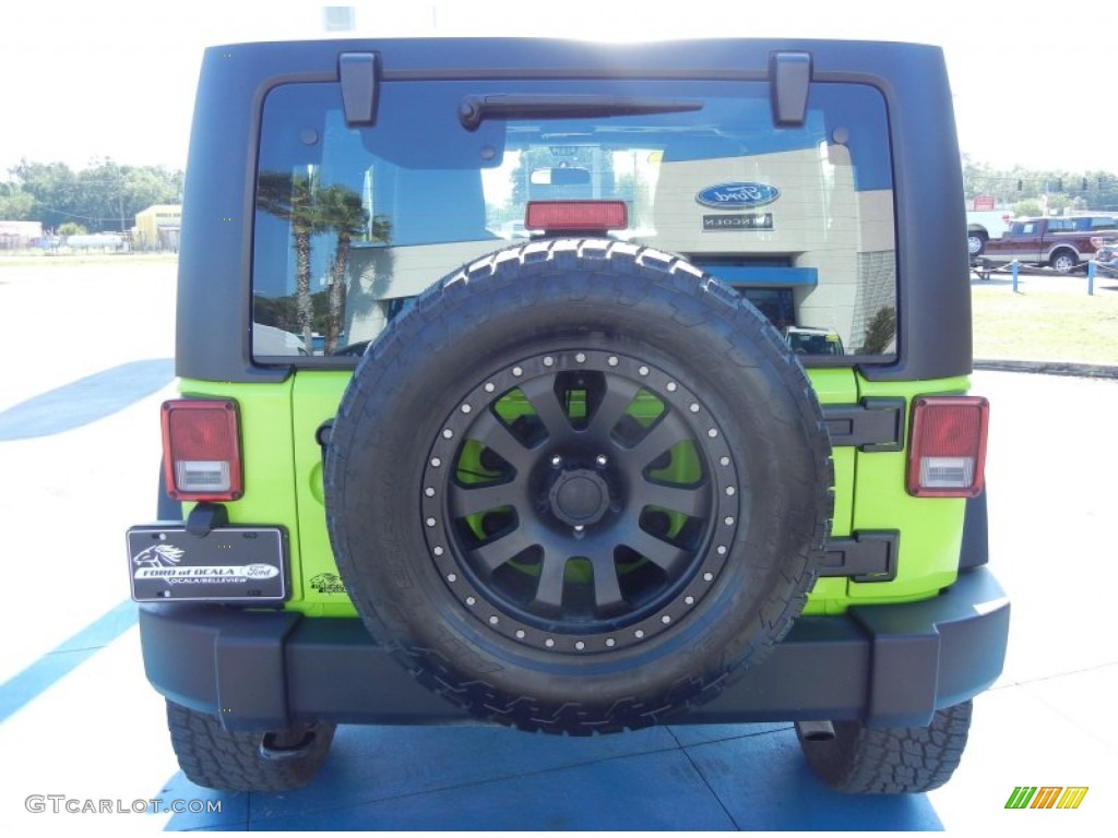 2012 Wrangler Sport S 4x4 - Gecko Green / Black photo #4