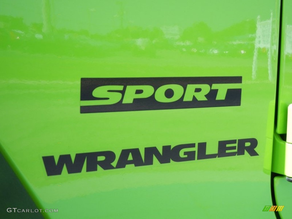 2012 Wrangler Sport S 4x4 - Gecko Green / Black photo #9