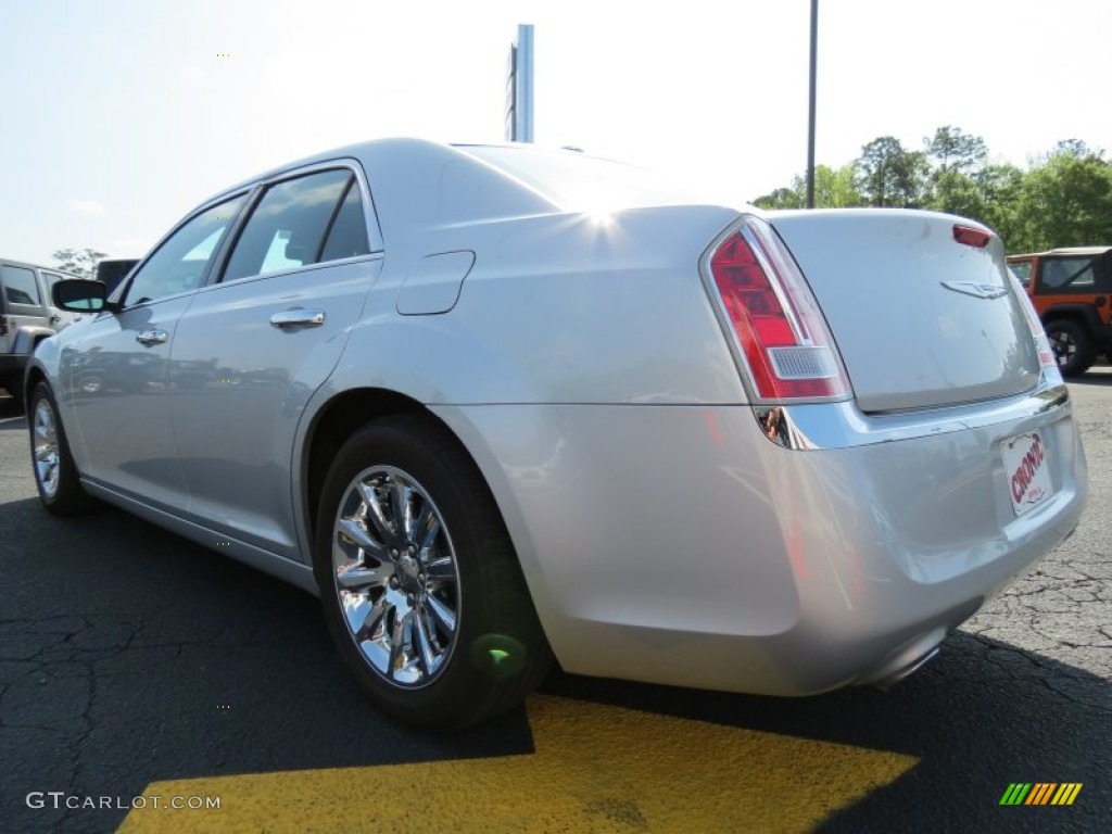 2012 300 C - Bright Silver Metallic / Black photo #5