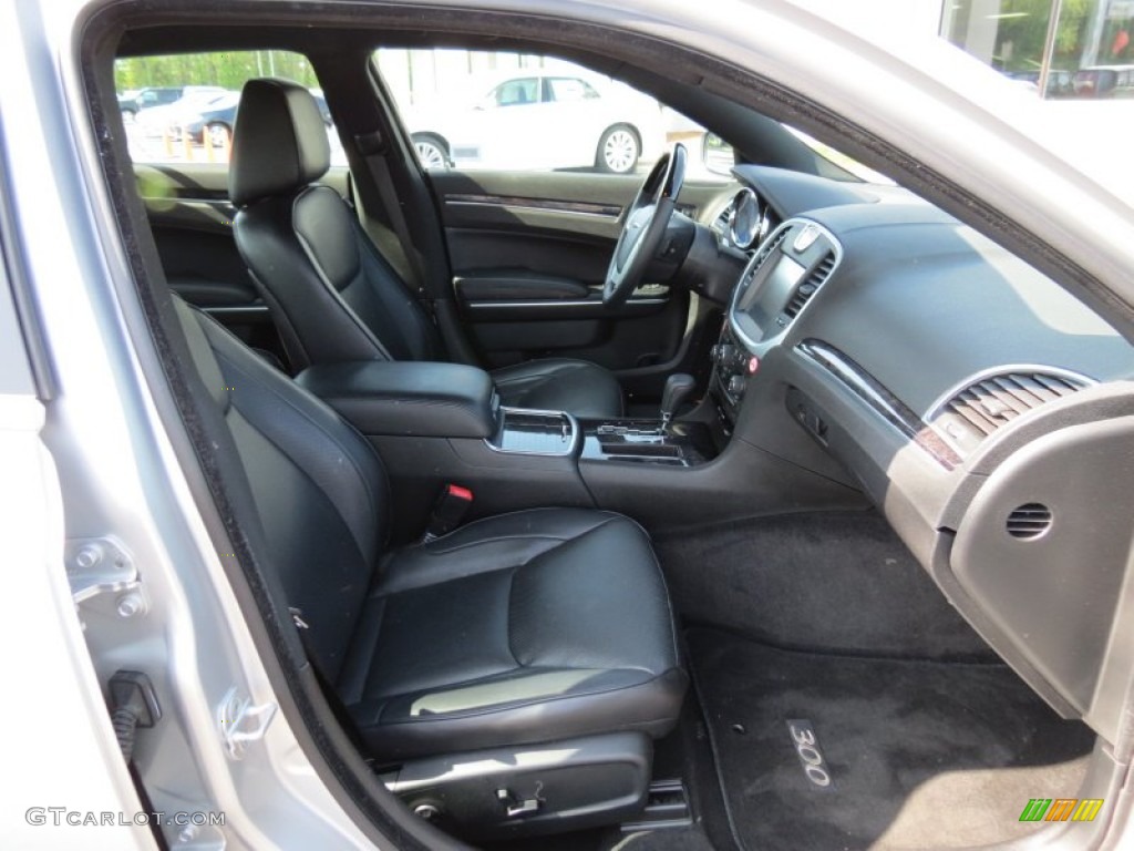 2012 300 C - Bright Silver Metallic / Black photo #14