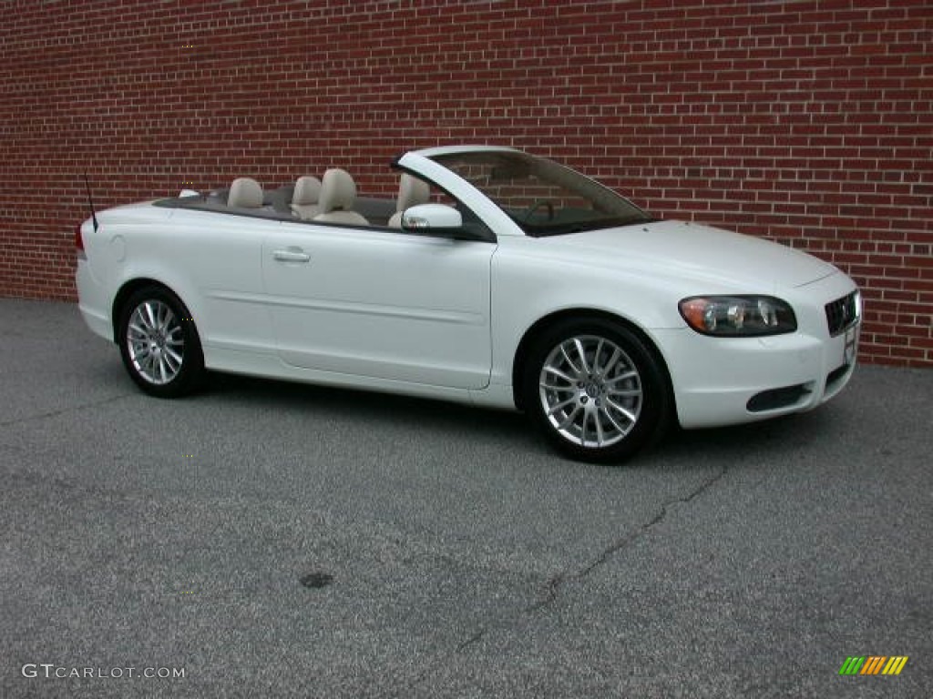 2009 Volvo C70 T5 Convertible Exterior Photos