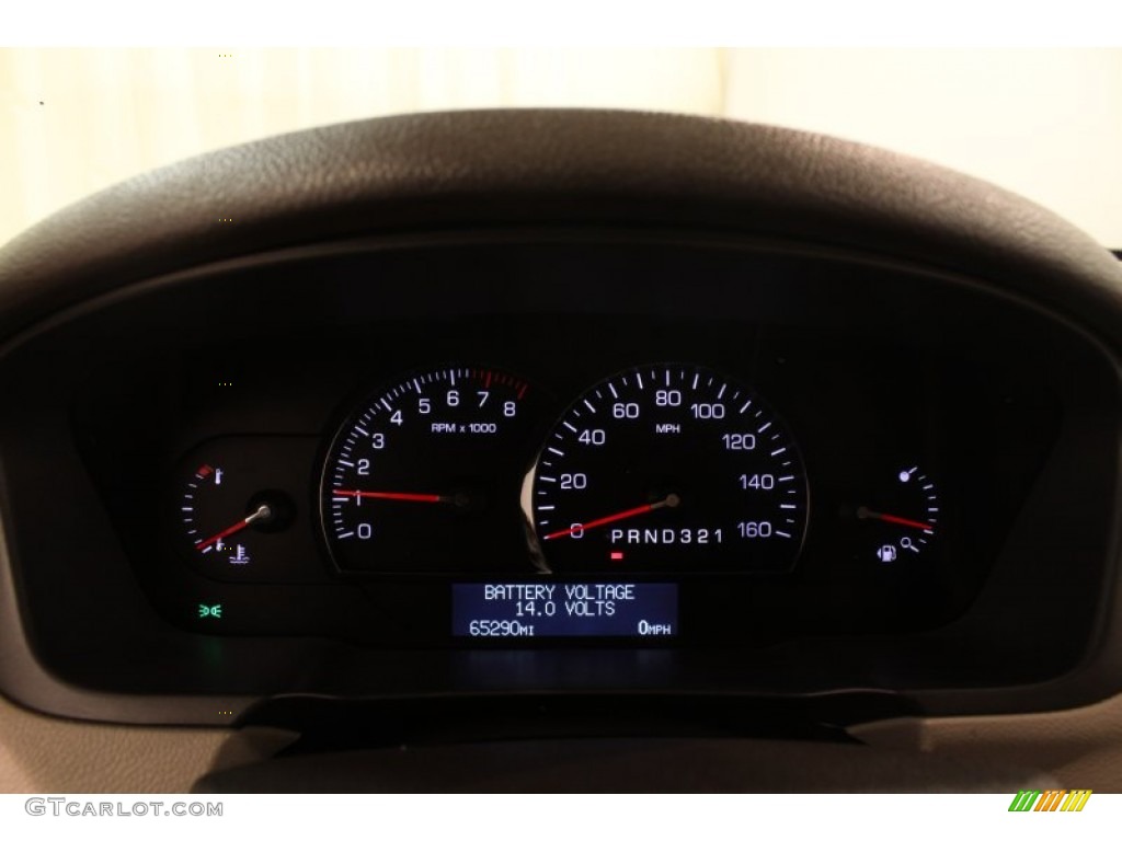 2007 Cadillac DTS Sedan Gauges Photos