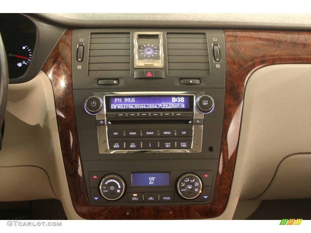2007 Cadillac DTS Sedan Controls Photo #79863336