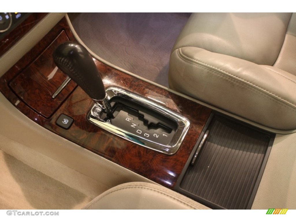 2007 Cadillac DTS Sedan Transmission Photos