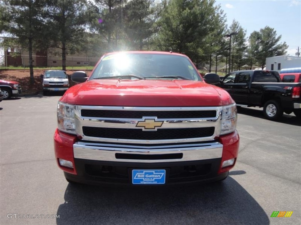 2009 Silverado 1500 LT Extended Cab 4x4 - Victory Red / Ebony photo #2