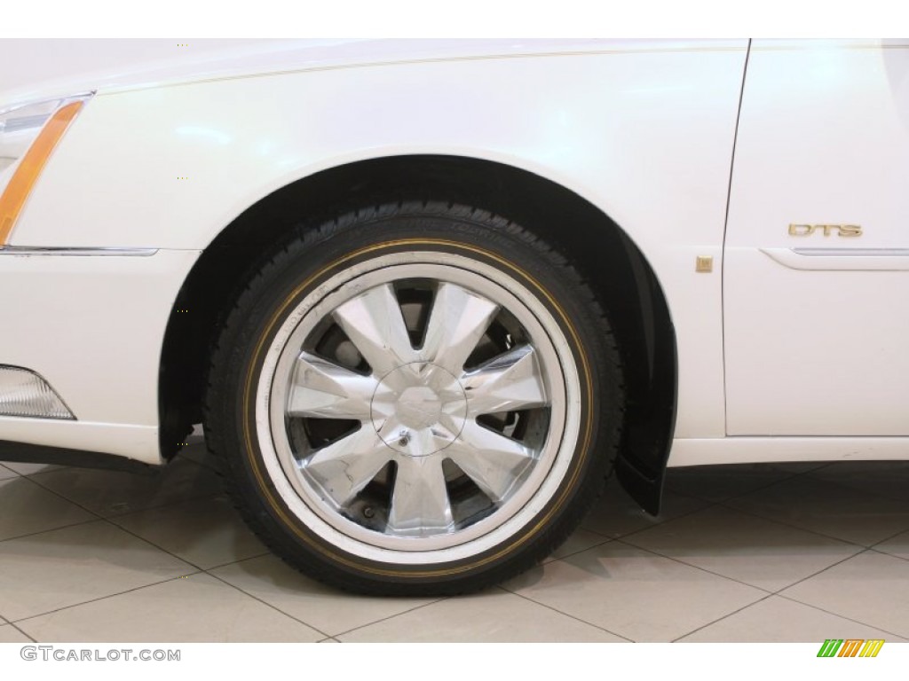 2007 Cadillac DTS Sedan Custom Wheels Photos