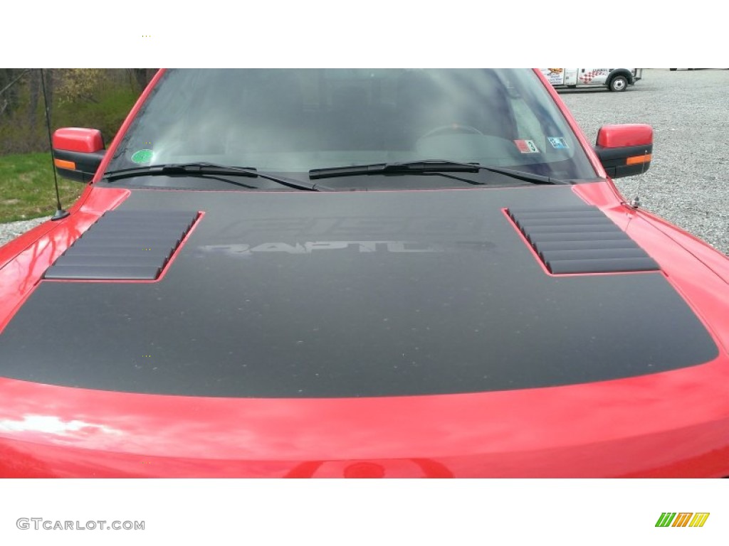 2012 F150 SVT Raptor SuperCrew 4x4 - Race Red / Raptor Black Leather/Cloth photo #6