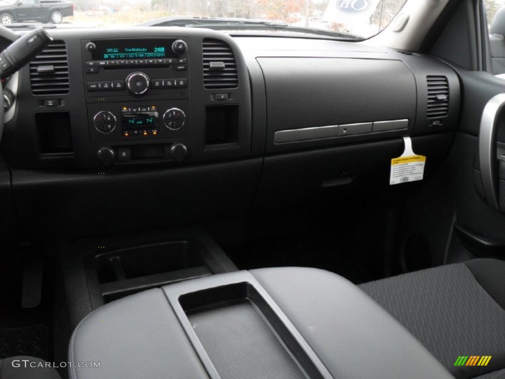 2011 Silverado 1500 LT Crew Cab - Black / Ebony photo #16