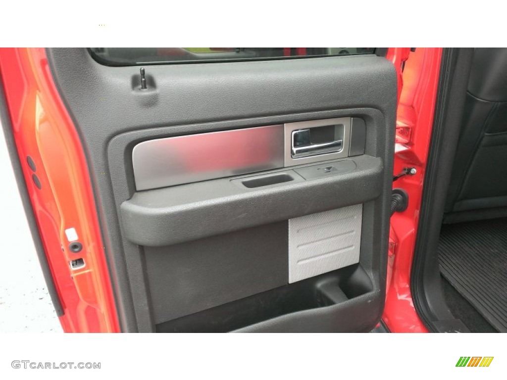 2012 F150 SVT Raptor SuperCrew 4x4 - Race Red / Raptor Black Leather/Cloth photo #16