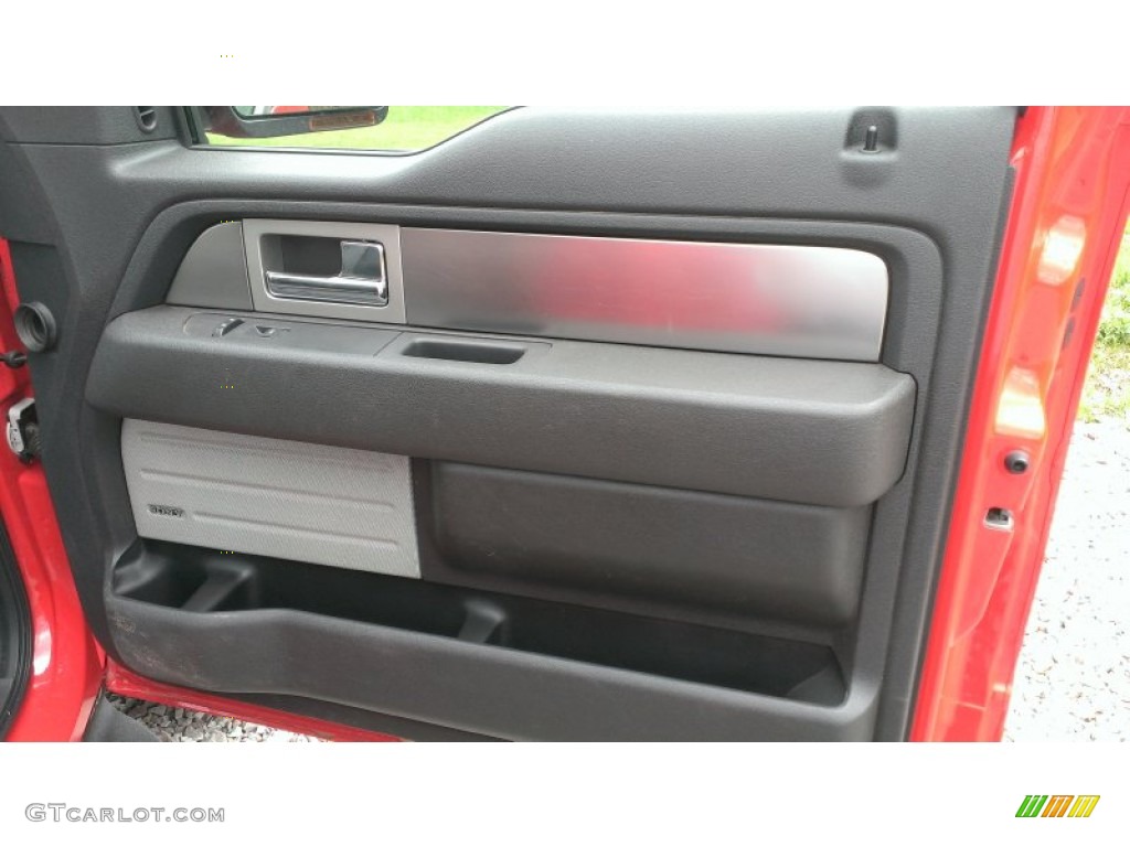 2012 F150 SVT Raptor SuperCrew 4x4 - Race Red / Raptor Black Leather/Cloth photo #20