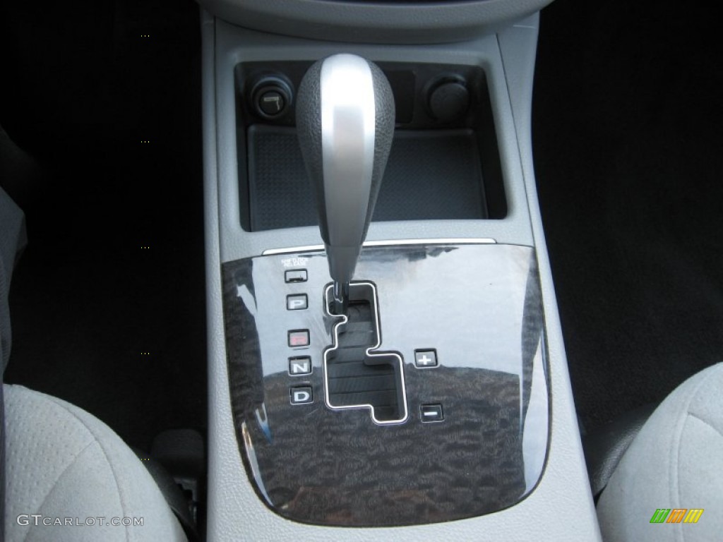 2009 Hyundai Santa Fe GLS 4WD Transmission Photos
