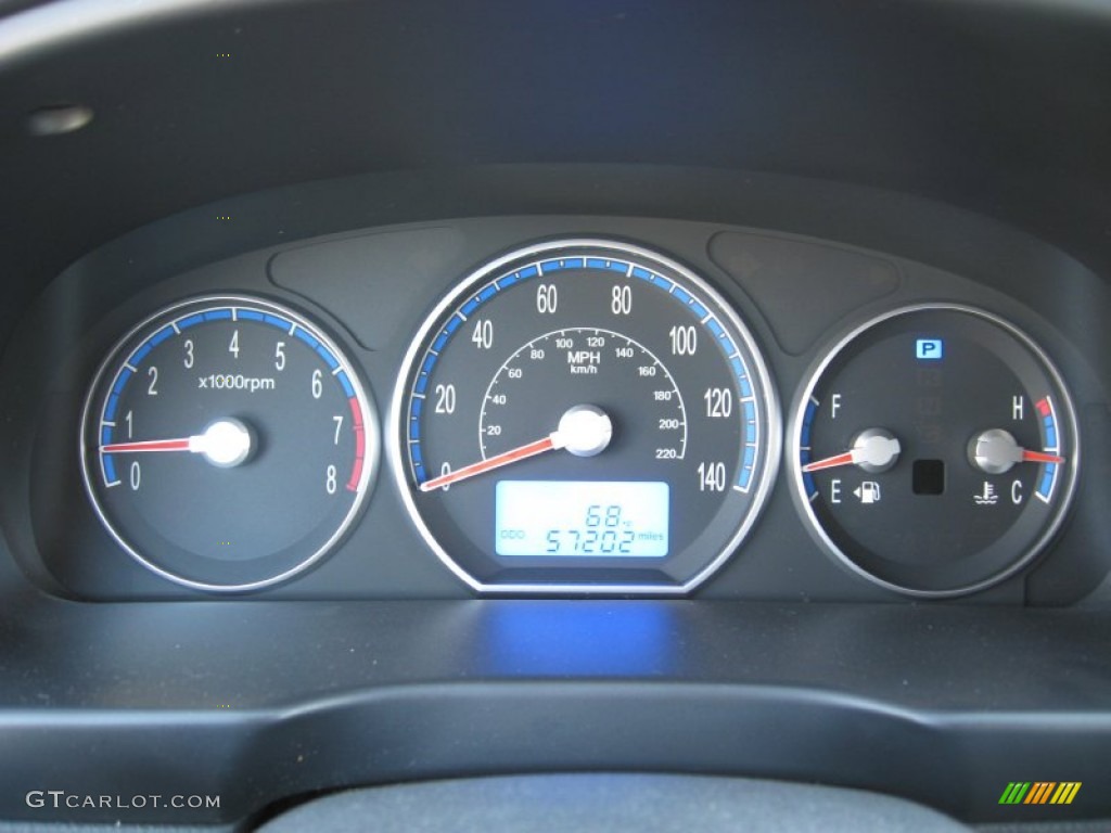 2009 Hyundai Santa Fe GLS 4WD Gauges Photos