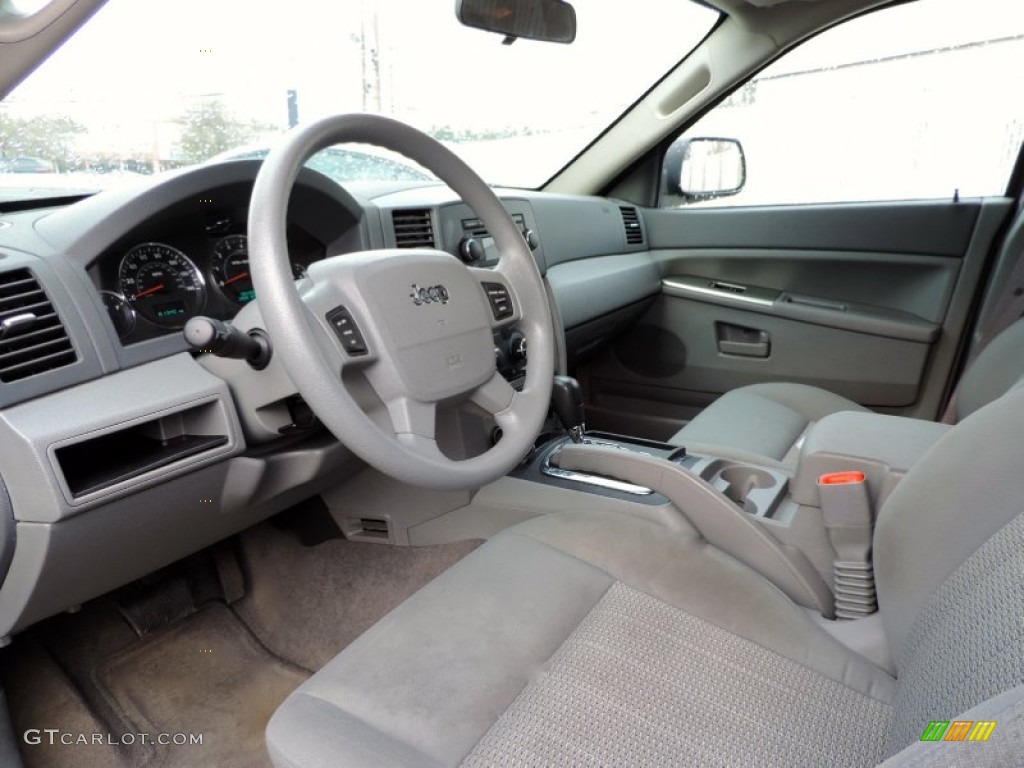 2007 Grand Cherokee Laredo 4x4 - Red Rock Crystal Pearl / Medium Slate Gray photo #3