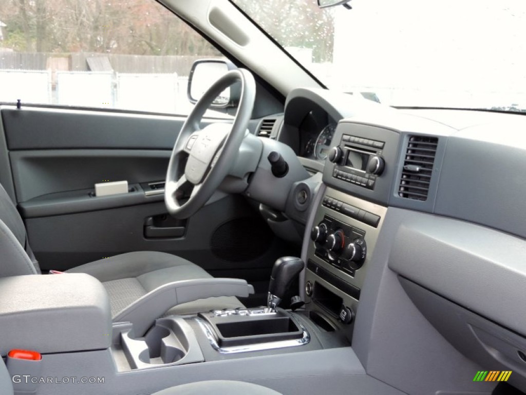 2007 Grand Cherokee Laredo 4x4 - Red Rock Crystal Pearl / Medium Slate Gray photo #4