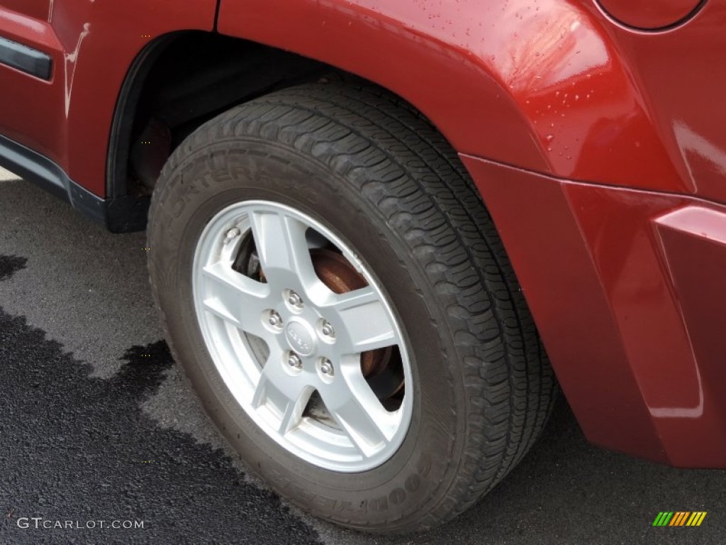 2007 Grand Cherokee Laredo 4x4 - Red Rock Crystal Pearl / Medium Slate Gray photo #5