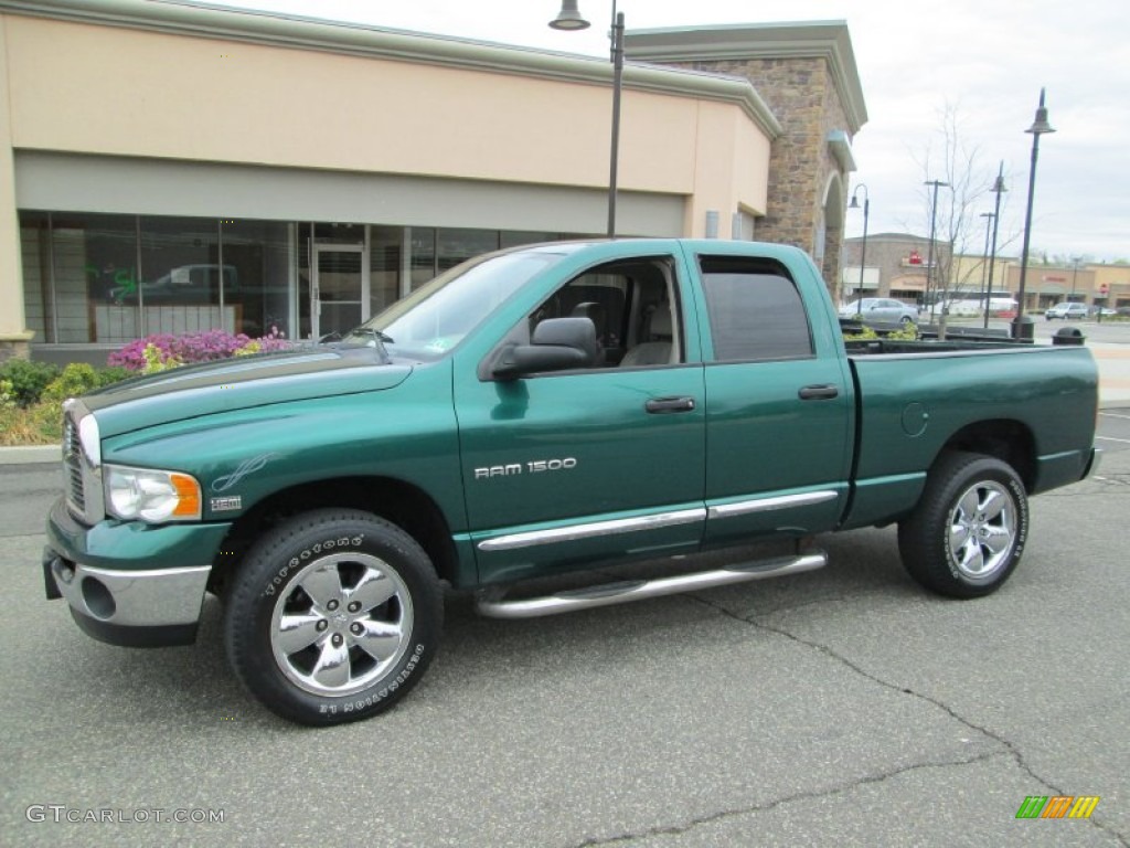 2004 Ram 1500 Laramie Quad Cab 4x4 - Timberline Green Pearl Coat / Taupe photo #3