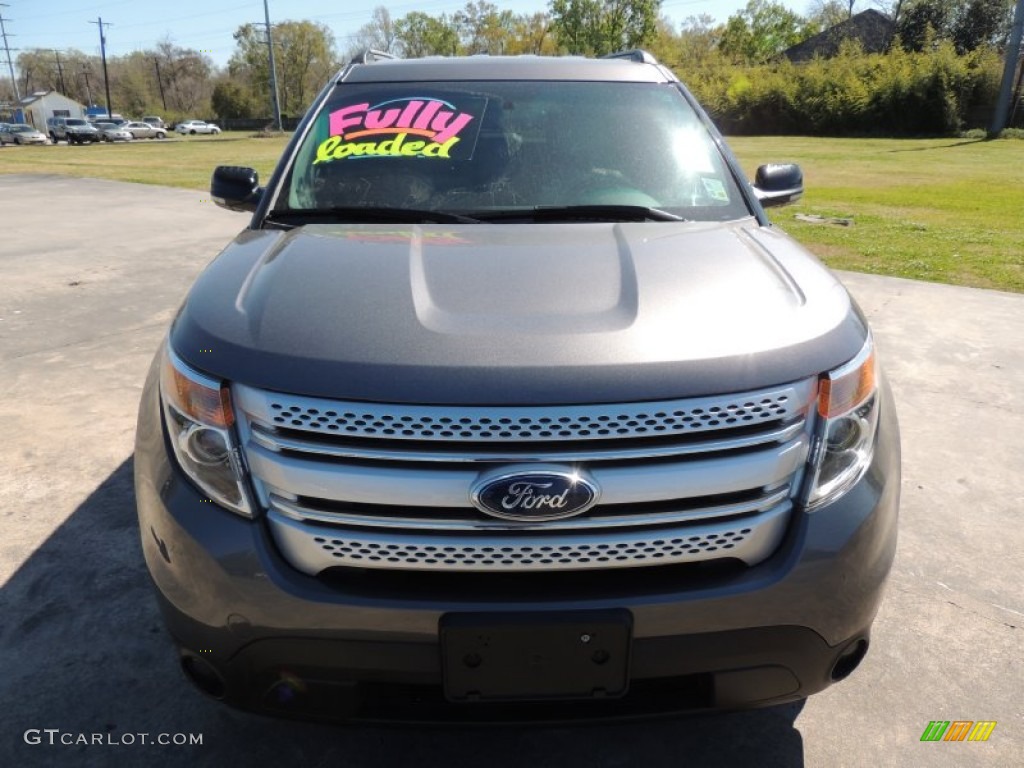 2011 Explorer XLT - Sterling Grey Metallic / Medium Light Stone photo #2