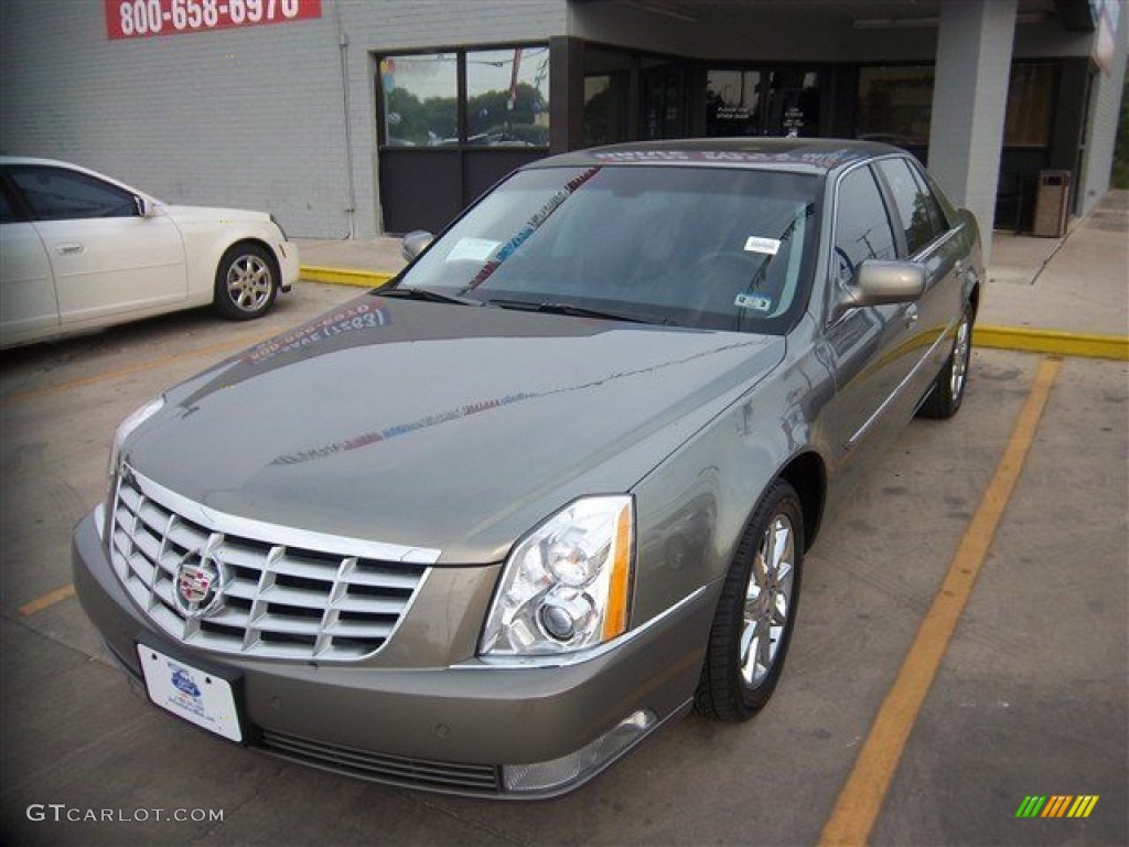 Tuscan Bronze ChromaFlair Cadillac DTS