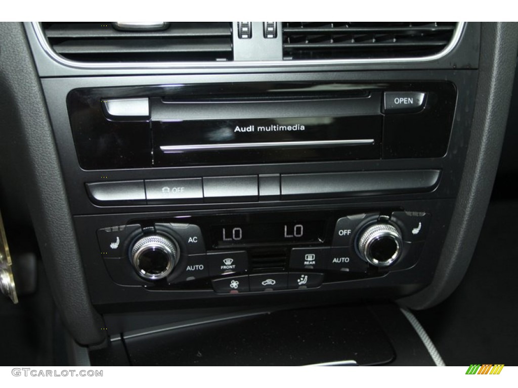 2013 Audi A5 2.0T quattro Coupe Controls Photo #79880337