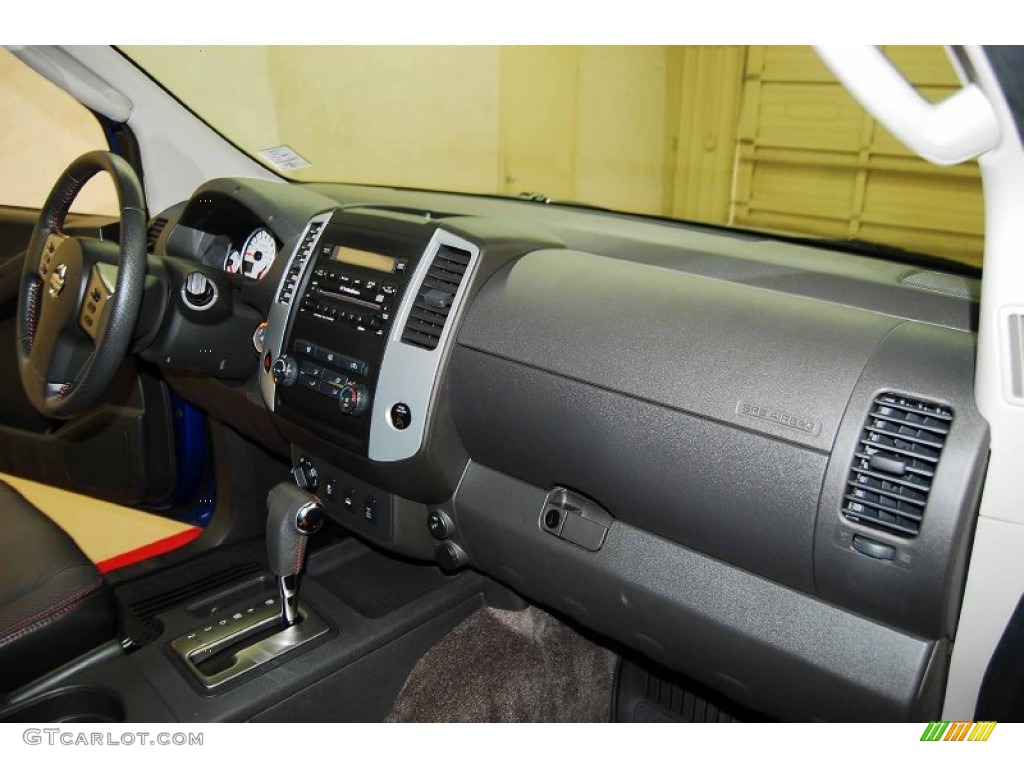 2012 Xterra Pro-4X 4x4 - Metallic Blue / Pro 4X Gray Leather photo #20