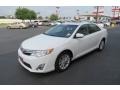 Super White - Camry XLE Photo No. 4