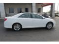 Super White - Camry XLE Photo No. 9