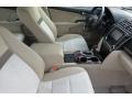 Super White - Camry XLE Photo No. 14