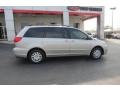 2010 Silver Shadow Pearl Toyota Sienna LE  photo #8