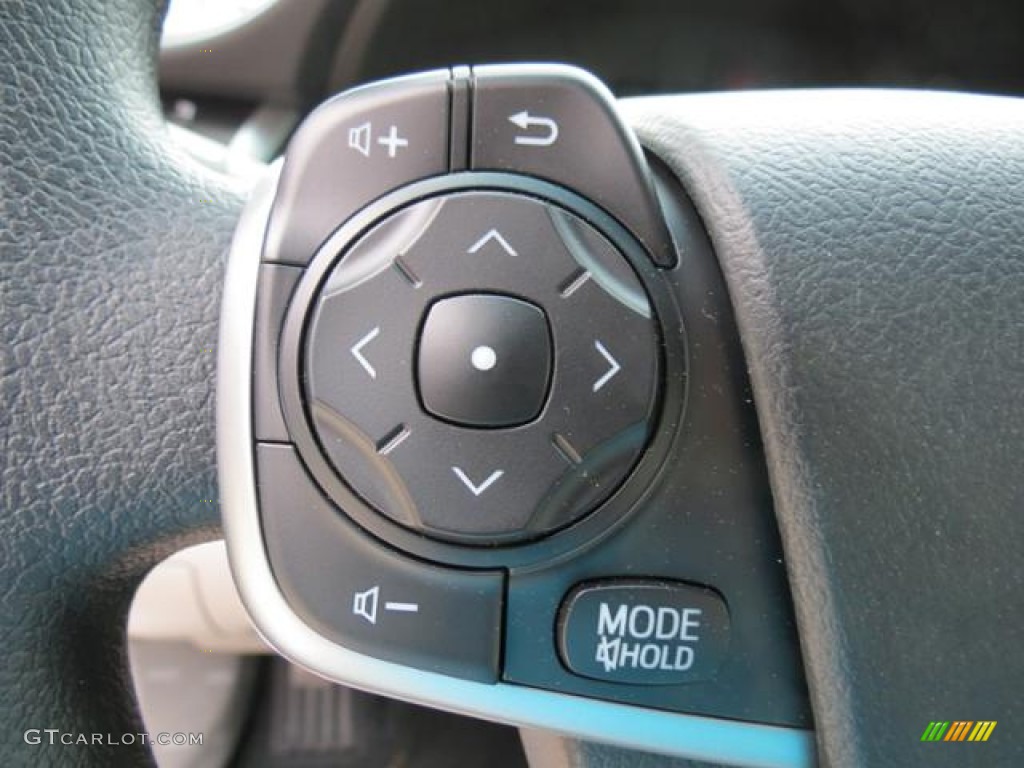 2013 Camry LE - Super White / Ash photo #14