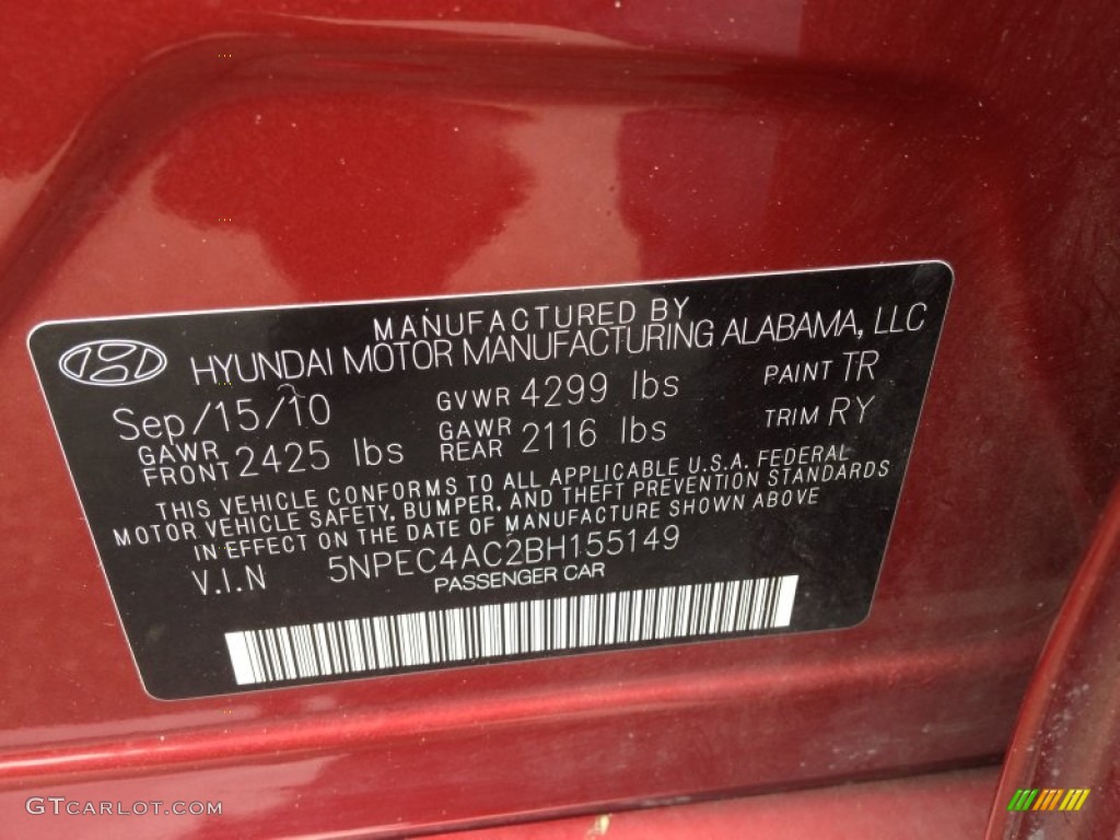 2011 Sonata SE - Venetian Red / Black photo #12
