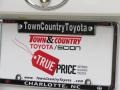 2013 Super White Toyota Camry LE  photo #21
