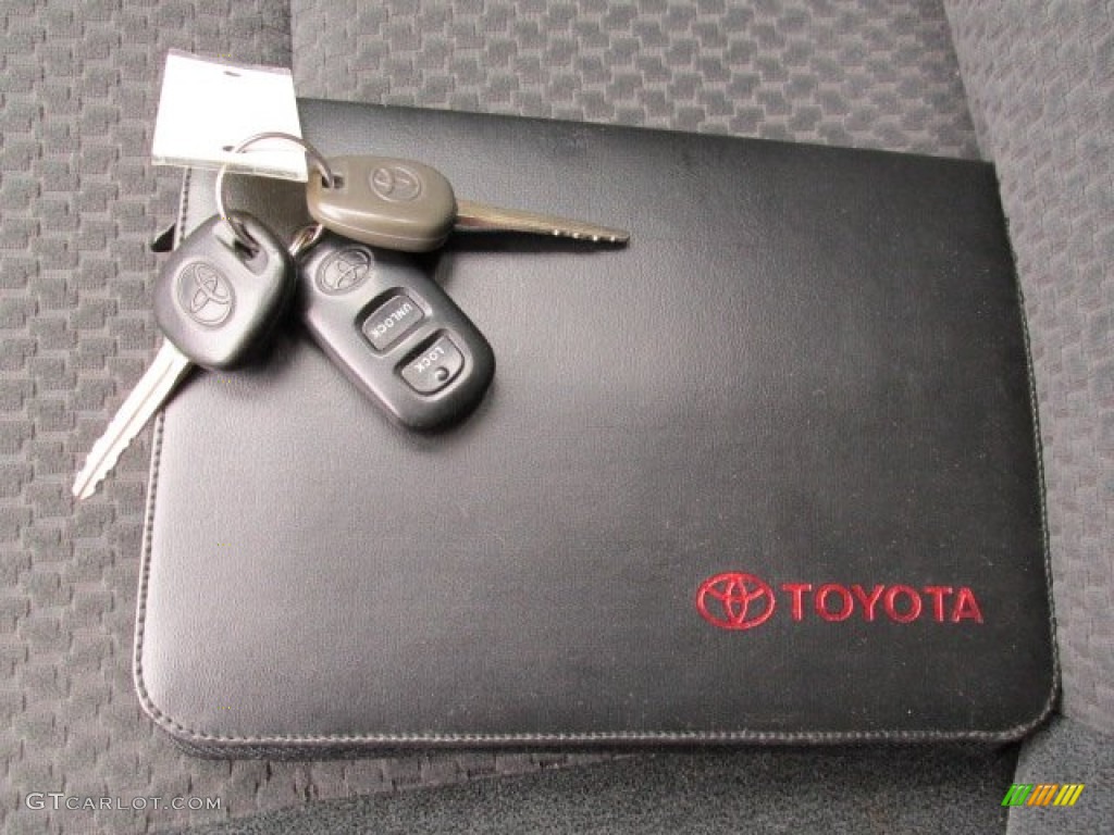 2006 Corolla S - Indigo Ink Pearl / Dark Charcoal photo #19