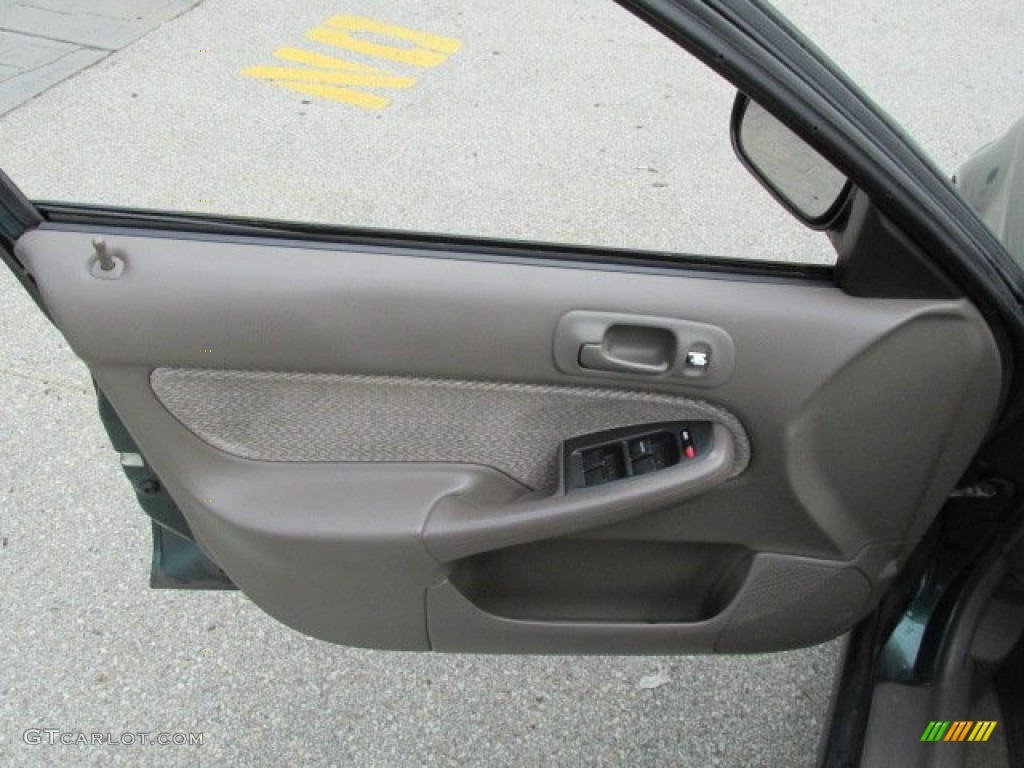 2000 Honda Civic LX Sedan Beige Door Panel Photo #79895004