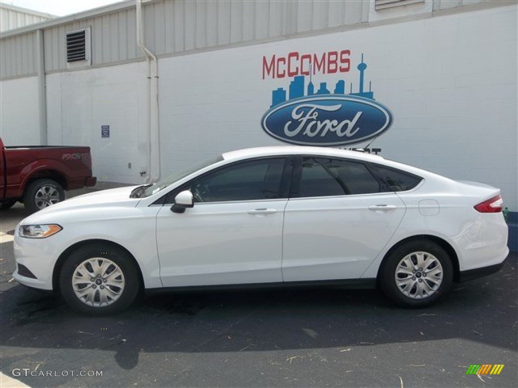 2013 Fusion S - Oxford White / Earth Gray photo #3