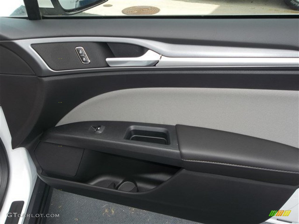 2013 Fusion S - Oxford White / Earth Gray photo #11