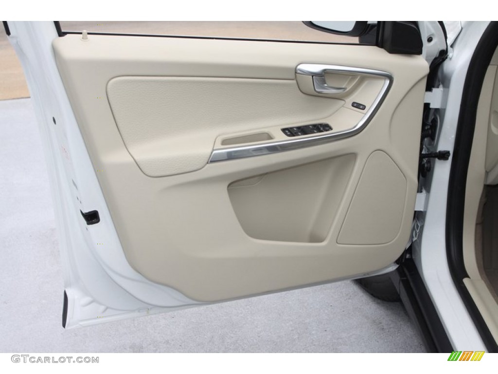 2013 Volvo XC60 3.2 Sandstone Door Panel Photo #79899270