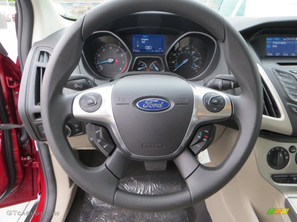 2013 Ford Focus SE Hatchback Medium Light Stone Steering Wheel Photo #79899286