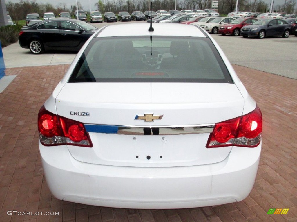 2013 Cruze LS - Summit White / Jet Black/Medium Titanium photo #14