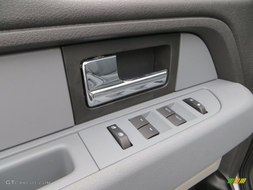 2013 Ford F150 XLT SuperCrew Controls Photo #79901231