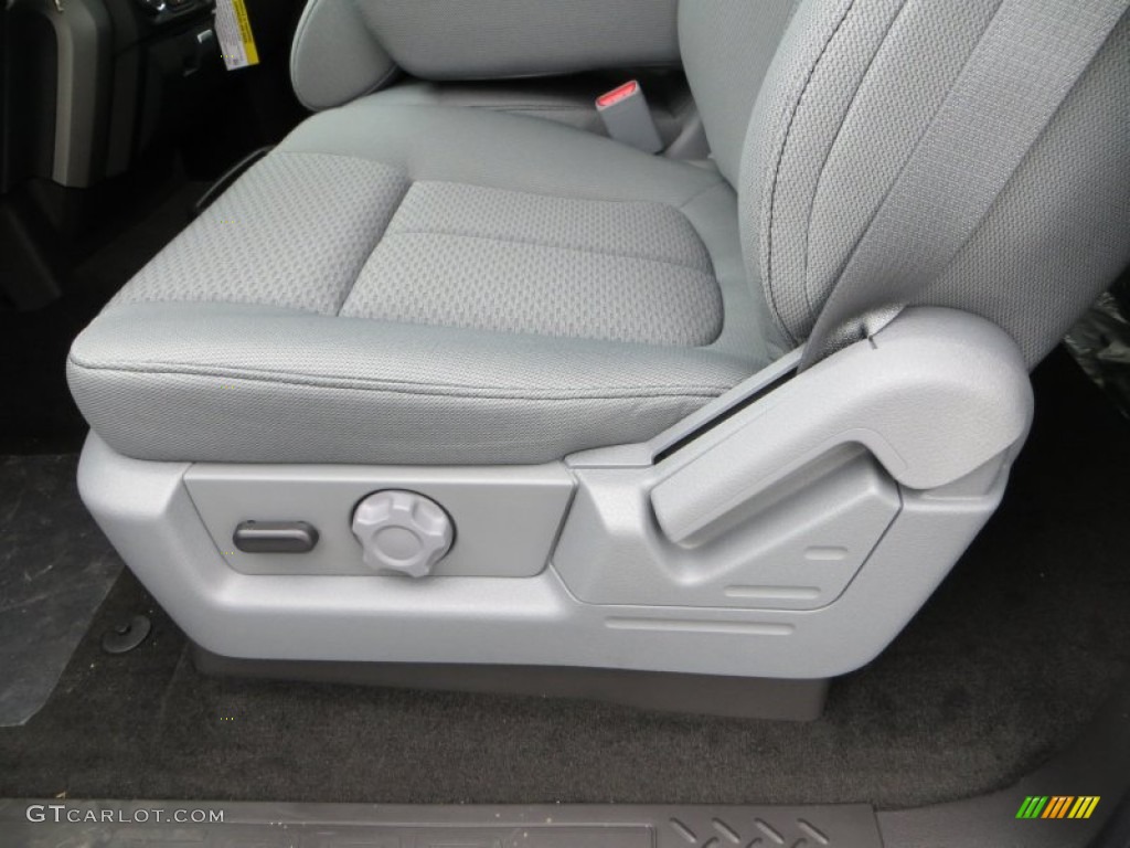 2013 Ford F150 XLT SuperCrew Front Seat Photo #79901267