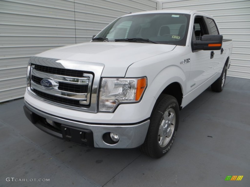 Oxford White 2013 Ford F150 XLT SuperCrew 4x4 Exterior Photo #79902360