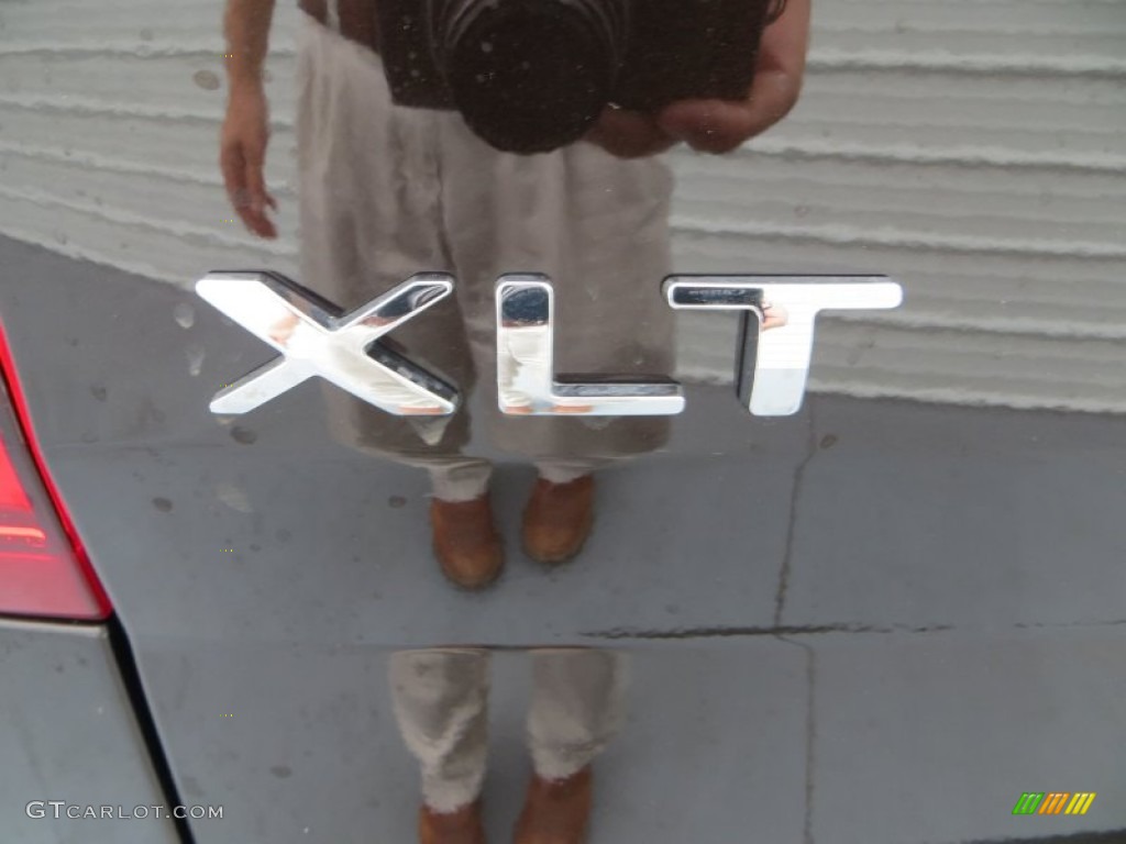2013 Explorer XLT - Kodiak Brown Metallic / Charcoal Black photo #13
