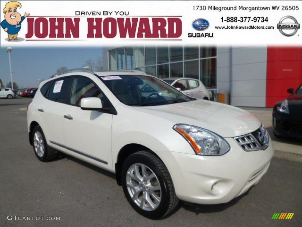 2011 Rogue SL AWD - Pearl White / Gray photo #1