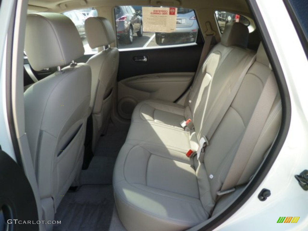 2011 Rogue SL AWD - Pearl White / Gray photo #6